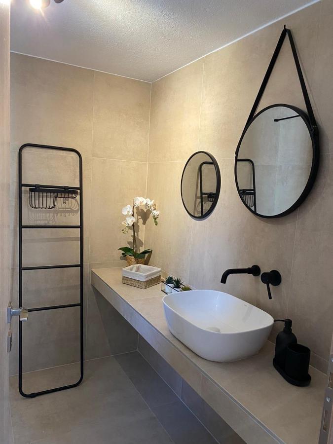 Palma Seaside Villa 1 Szárti Kültér fotó